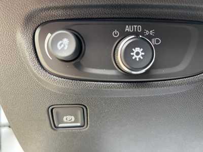 2022 GMC Terrain, $25200. Photo 12