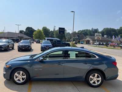 2024 Chevrolet Malibu, $21200. Photo 5