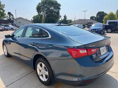 2024 Chevrolet Malibu, $21200. Photo 6