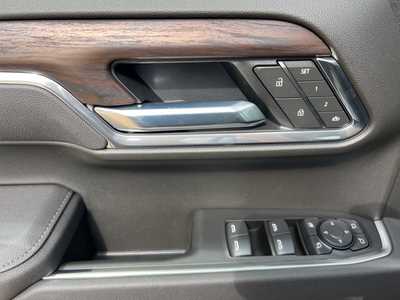 2025 GMC 1500 Crew Cab, $66720. Photo 12