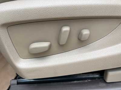 2015 GMC 1500 Crew Cab, $24000. Photo 10