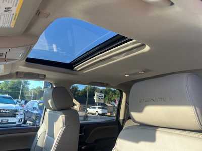 2016 GMC 1500 Crew Cab, $35500. Photo 12