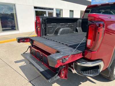 2021 GMC 1500 Crew Cab, $39900. Photo 11