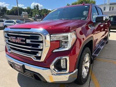 2021 GMC 1500 Crew Cab, $39900. Photo 4