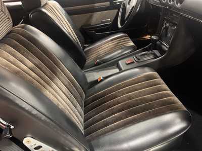 1977 Mercedes-Benz 200-Class, $15000. Photo 12