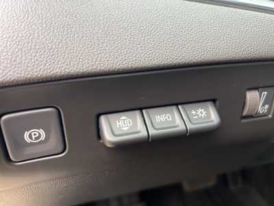 2023 Buick Enclave, $41000. Photo 12