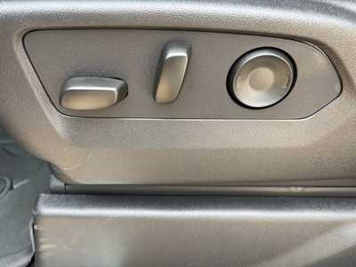 2026 GMC 1500 Crew Cab, $67620. Photo 12