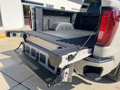 2026 GMC 1500 Crew Cab, $86035. Photo 11