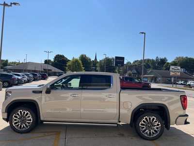2026 GMC 1500 Crew Cab, $86035. Photo 5