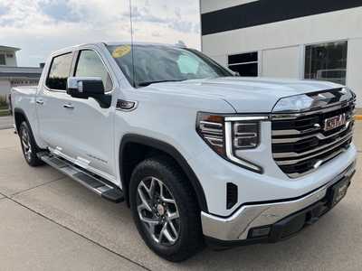 2023 GMC 1500 Crew Cab, $. Photo 2
