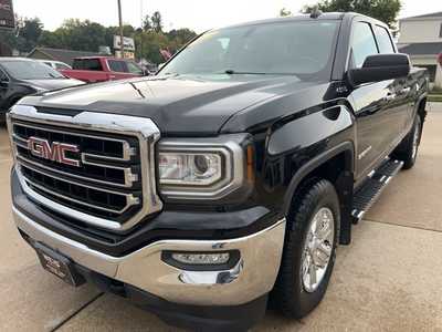 2017 GMC 1500 Ext Cab, $25500. Photo 4