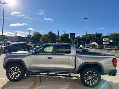 2024 GMC Canyon Crew Cab, $45600. Photo 5