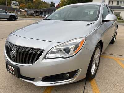 2015 Buick Regal, $11900. Photo 4