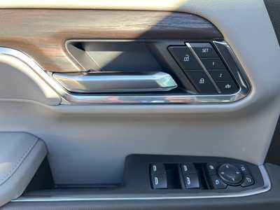 2026 GMC 1500 Crew Cab, $67940. Photo 12
