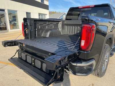 2026 GMC 1500 Crew Cab, $68415. Photo 10