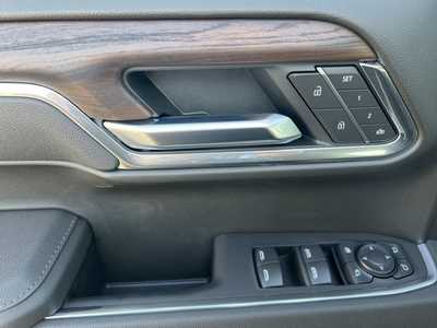 2026 GMC 1500 Crew Cab, $67570. Photo 12