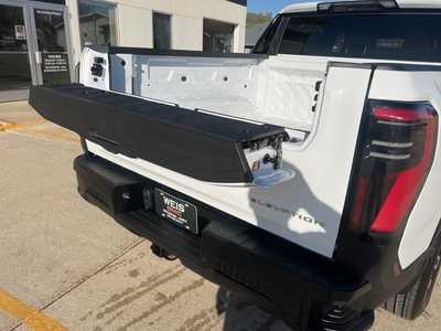 2026 GMC 1500 Crew Cab, $64495. Photo 12