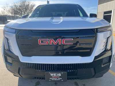 2026 GMC 1500 Crew Cab, $64495. Photo 3