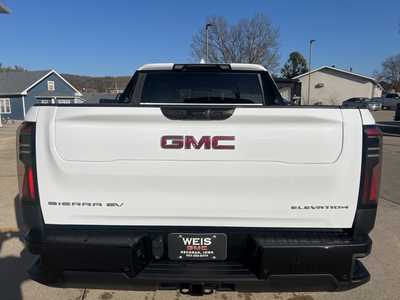 2026 GMC 1500 Crew Cab, $64495. Photo 7