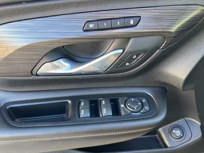 2020 GMC Terrain, $22000. Photo 9