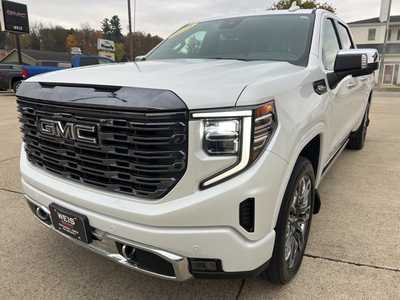 2024 GMC 1500 Crew Cab, $63400. Photo 4