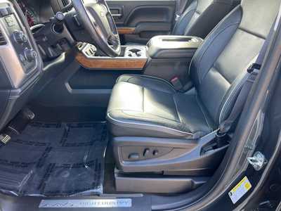 2017 Chevrolet 1500 Crew Cab, $28500. Photo 11