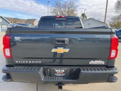 2017 Chevrolet 1500 Crew Cab, $28500. Photo 7