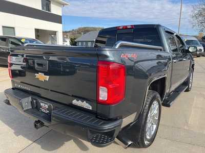 2017 Chevrolet 1500 Crew Cab, $28500. Photo 8