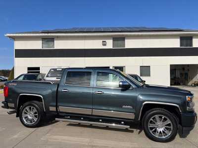 2017 Chevrolet 1500 Crew Cab, $28500. Photo 1