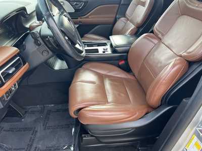 2020 Lincoln Aviator, $29500. Photo 10