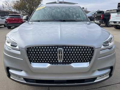 2020 Lincoln Aviator, $29500. Photo 3