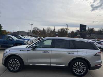 2020 Lincoln Aviator, $29500. Photo 5