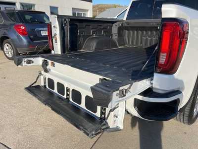 2023 GMC 1500 Crew Cab, $49900. Photo 10