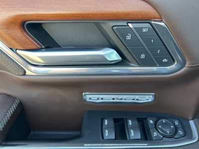 2023 GMC 1500 Crew Cab, $49900. Photo 12