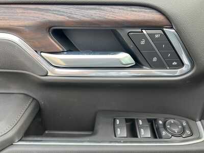 2026 GMC 1500 Crew Cab, $67075. Photo 11