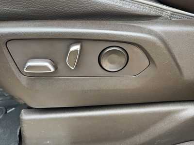 2023 GMC 1500 Crew Cab, $51900. Photo 12