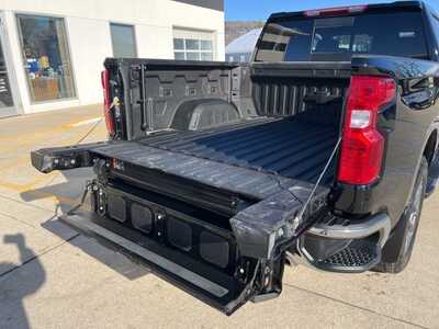 2024 Chevrolet 1500 Crew Cab, $41500. Photo 10