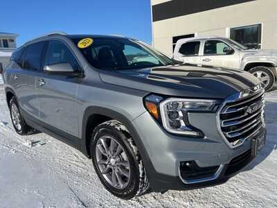 2023 GMC Terrain, $21500. Photo 2
