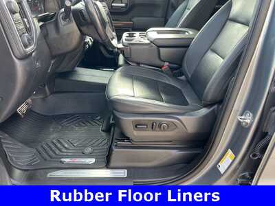 2021 Chevrolet 1500 Crew Cab, $33900. Photo 11