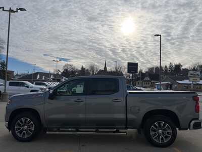 2021 Chevrolet 1500 Crew Cab, $33900. Photo 5