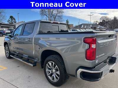 2021 Chevrolet 1500 Crew Cab, $33900. Photo 6