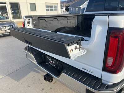 2022 GMC 2500 Crew Cab, $53900. Photo 12