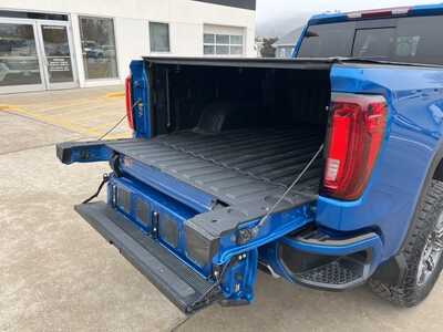 2024 GMC 1500 Crew Cab, $58200. Photo 10