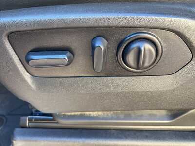 2022 Chevrolet 1500 Crew Cab, $41500. Photo 10