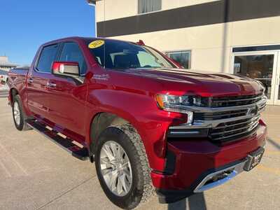 2022 Chevrolet 1500 Crew Cab, $41500. Photo 2