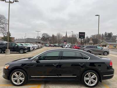 2013 Volkswagen Passat, $0. Photo 5