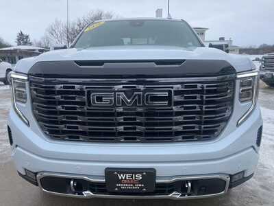 2026 GMC 1500 Crew Cab, $87035. Photo 3