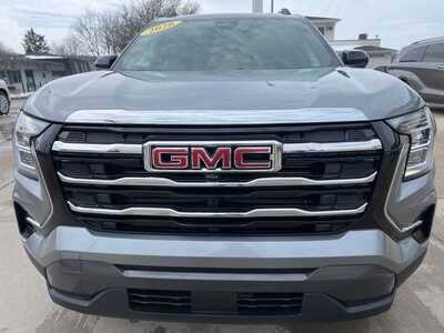 2026 GMC Terrain, $39435. Photo 3