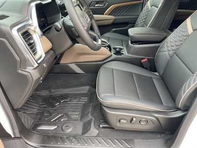 2026 GMC Canyon Crew Cab, $56660. Photo 10