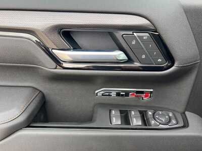 2026 GMC 1500 Crew Cab, $75995. Photo 12